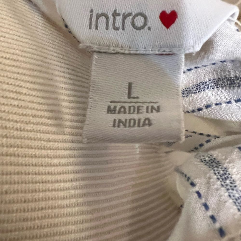 Peasant or Boho Top blue and White Stripes with Embroidery Large - Picture 5 of 5